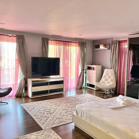 Penthouse Coralia Luna Park *
