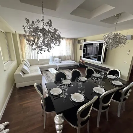 Penthouse Coralia Luna Park * Mamaia