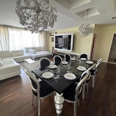 Penthouse Coralia Luna Park *
