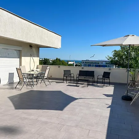 Penthouse Coralia Luna Park * Mamaia