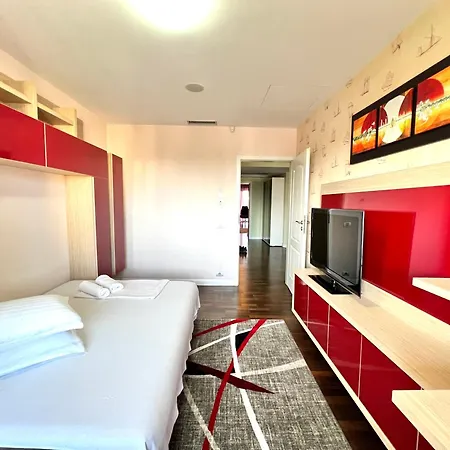 Penthouse Coralia Luna Park